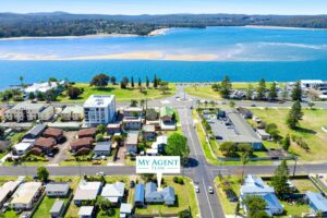 6 Bavarde Avenue, BATEMANS BAY, NSW 2536